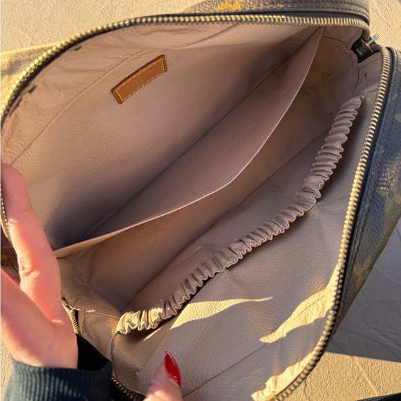 Louis Vuitton Brown Monogram Pouch - Picture 8 of 12